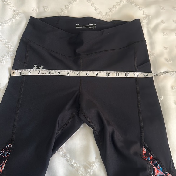 Under armor compression yoga pants/leggings with side pockets - Picture 8 of 9